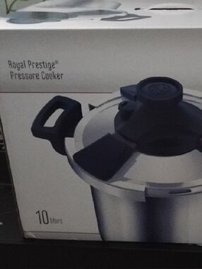 Royal Prestige 10L Stainless Steel Pressure Cooker with Black Handles